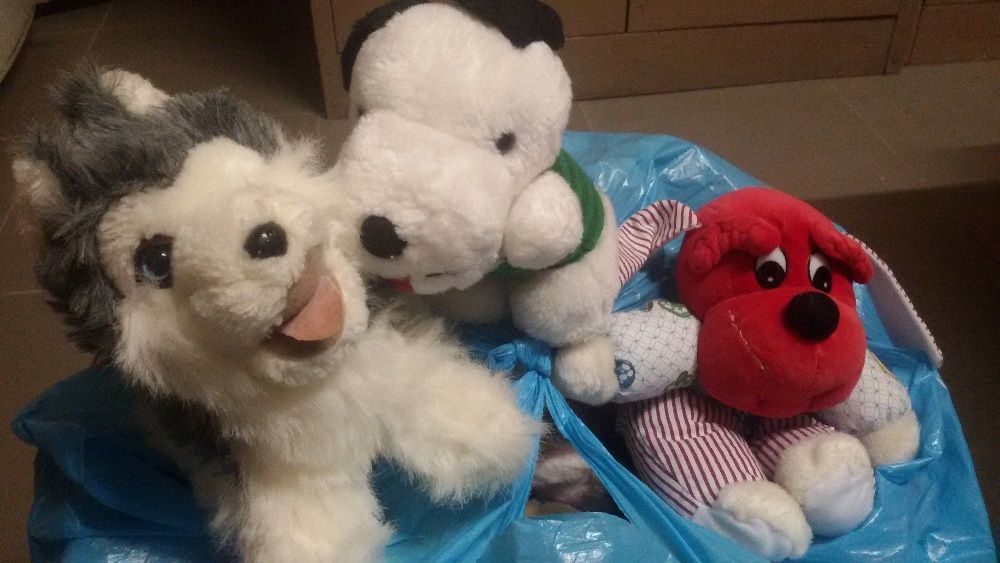 Brinquedos infantis – Peluches; brinquedos de praia