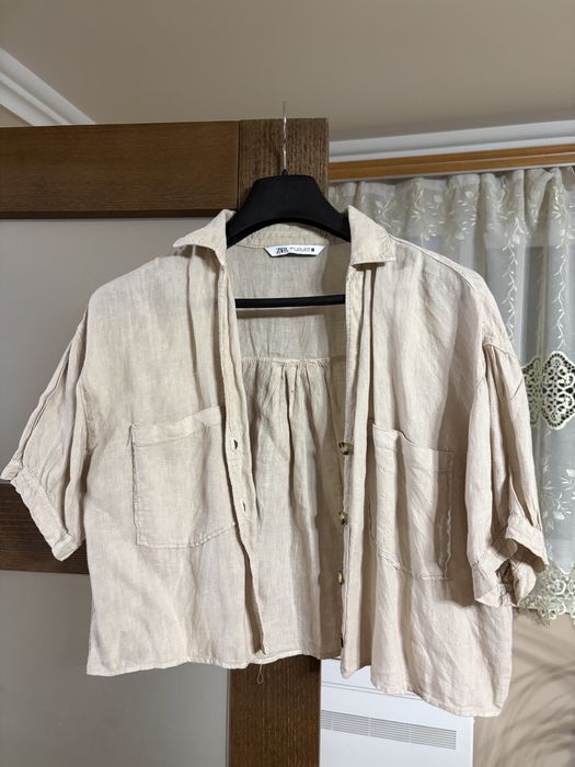 Блузка фірми ZARA.
