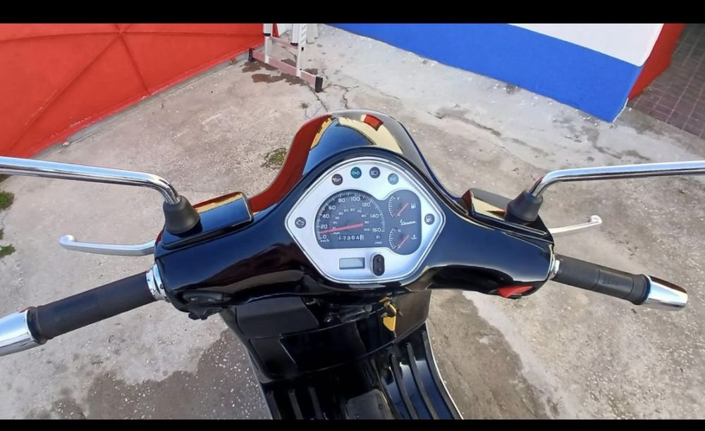 Vespa GTS 125ie Super (venda ou troca)