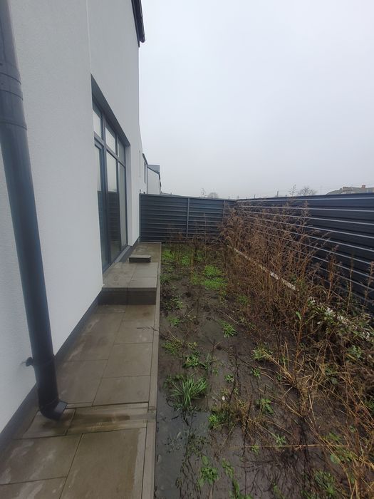 Продам сучасний таунхаус