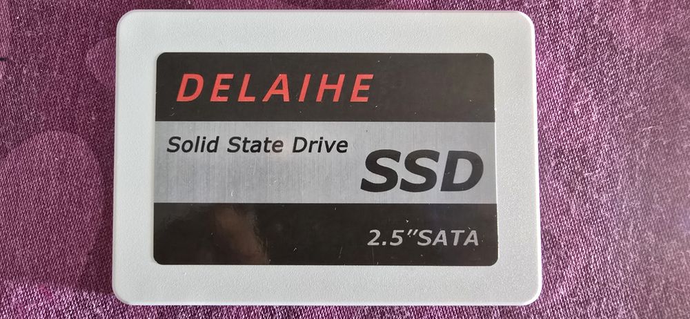 4 Discos NOVOS SSD 2TB 2.5" SATA III 6GB/S