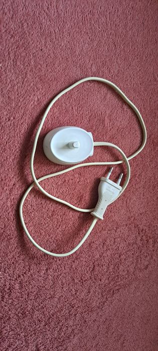 Ładowarka do szczoteczki Oral B