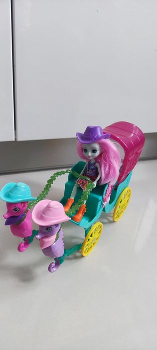 Enchantimals Powóz morskich koników z lalką