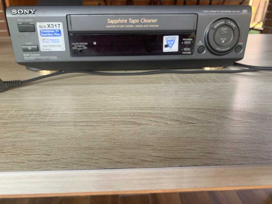 Відеомагнітофон Sony