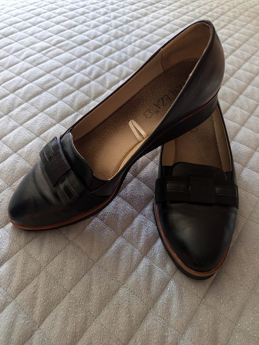 Czarne buty rozmiar 39