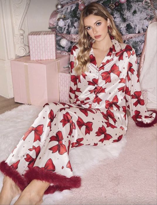 Новорічна жіноча піжама з бантами та хутром новогодняя пижама рождеств