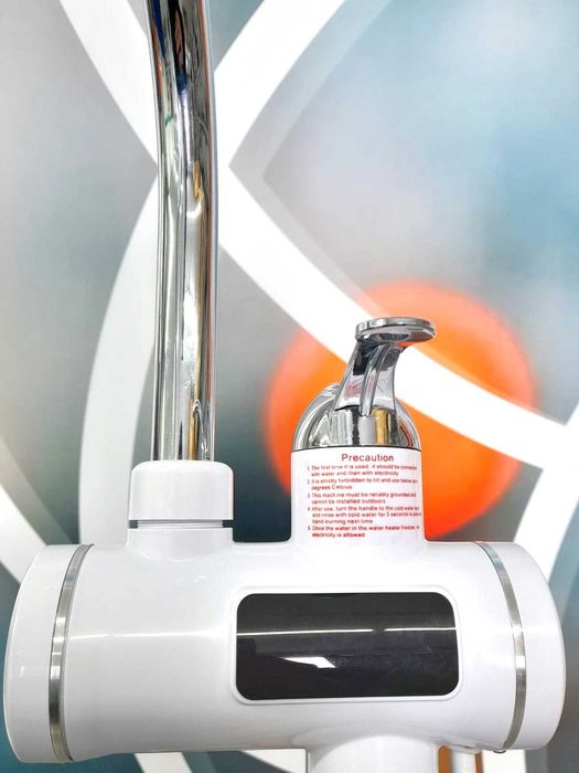 Torneira Elétrica de Aquecimento de Água