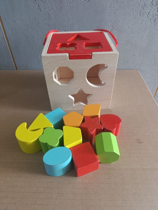 Sorter drewniany kostka