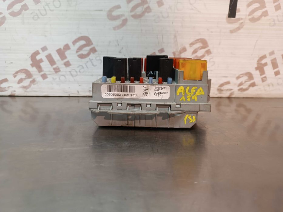CAIXA DE FUSIVEIS ALFA ROMEO 159 50508214