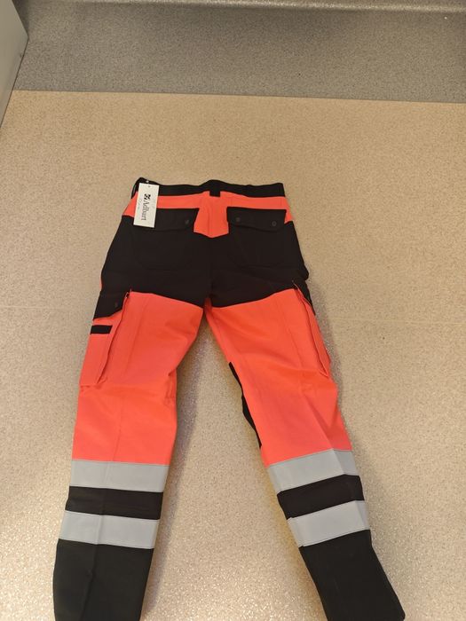 Spodnie ratownicze rozmiar M, ratownictwo medyczne, ratownik medyczny