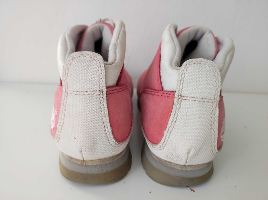 - Timberland - Trzewiki, trapery R. 38