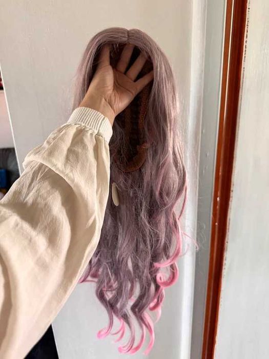 Fioletowa liliowa peruka z różowymi końcówkami fairycore kręcone włosy wavy hair wig