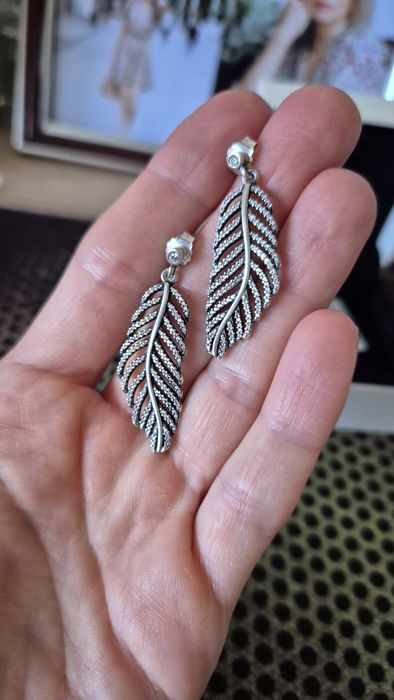 Серьги Pandora, серебро с фианитами.