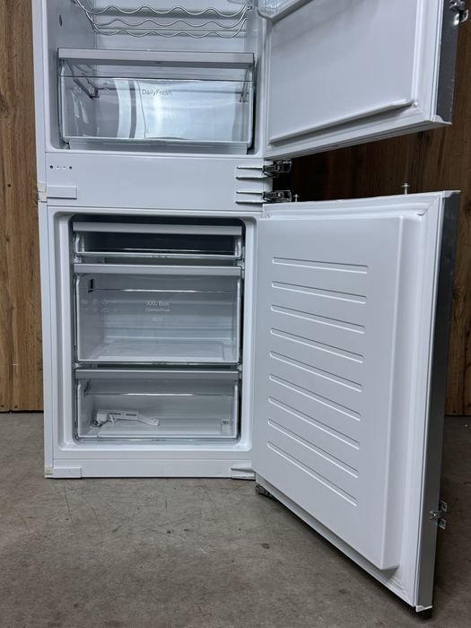 Холодильник  KD 7724 E Active з морозильною камерою