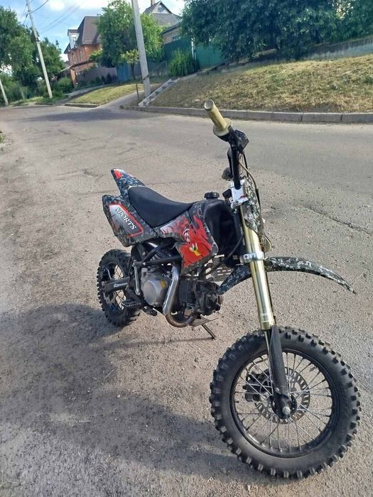 Продам мотоцикл питбайк kayo 140