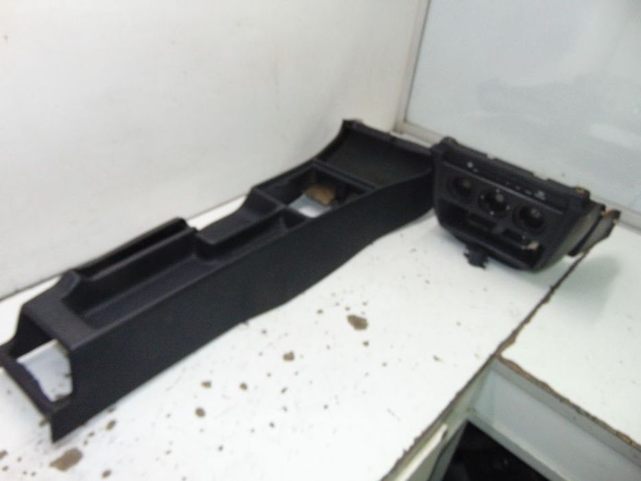 Mercedes 190/w201 consolas