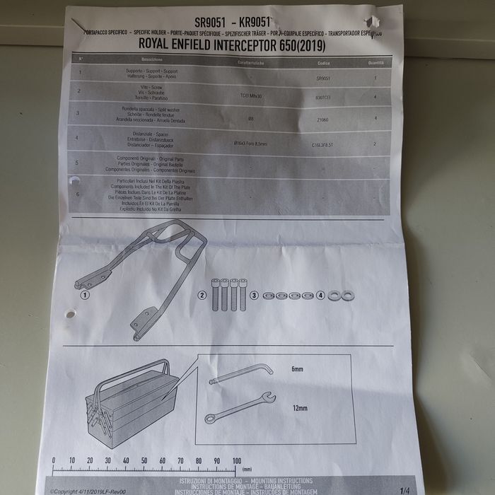 Suporte SR 9051 Givi  para Royal Enfield 650