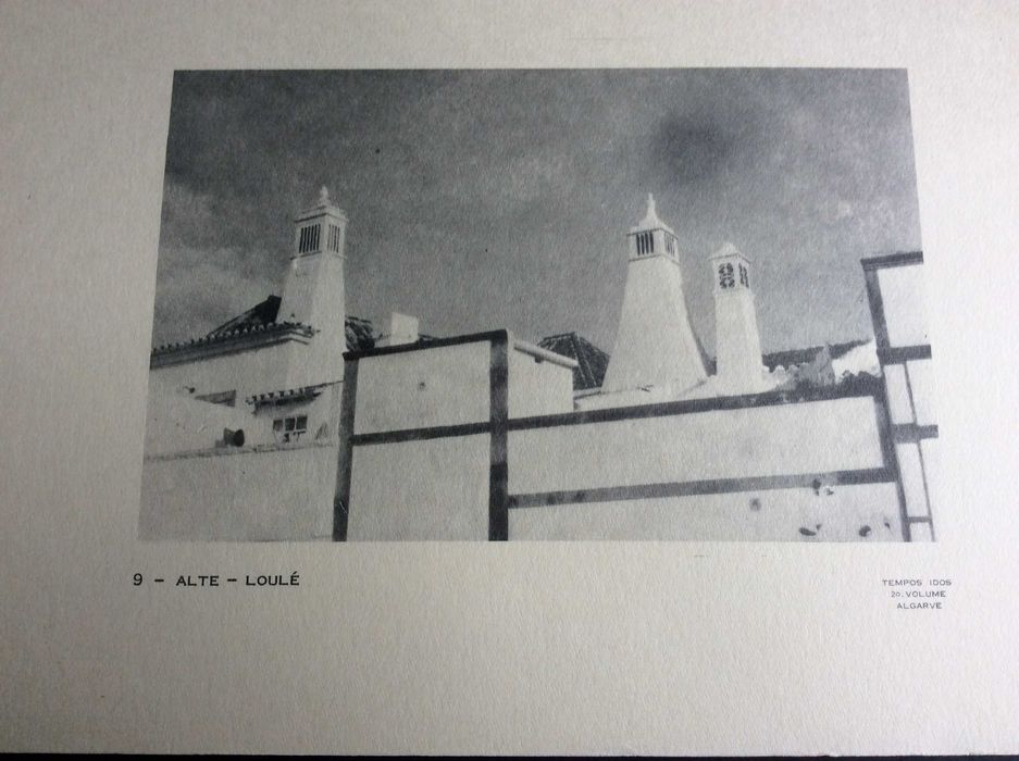 Theme: Algarve. Chimneys. To be selected with a unit price of €1. Lot 264737894501763123