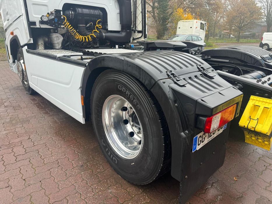 FORD SCANIA Volvo F-MAX 500 .2022 .200MIL KMS