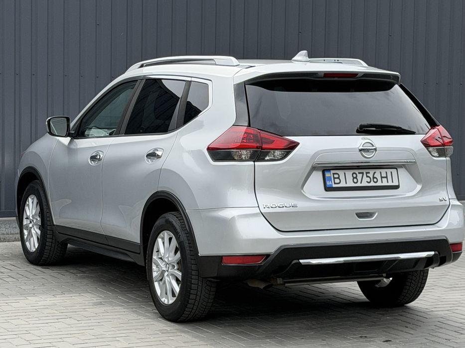 Nissan Rogue SV 2017 рік