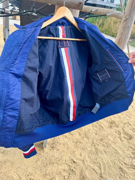 Tommy Hilfiger бомбер