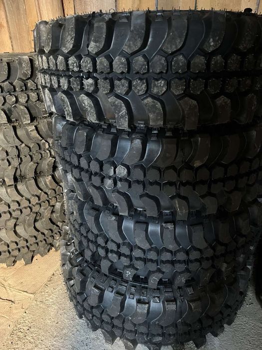 Шина автошина наварка 235/75 r 16