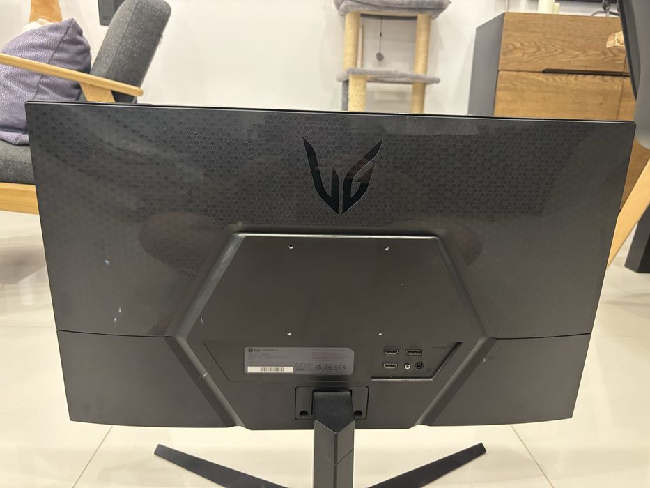 monitor LG  27GQ50F-B