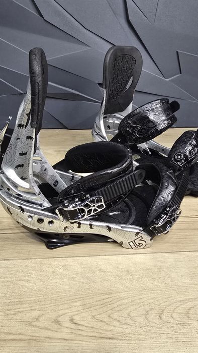 Wiązania snowboardowe Burton L