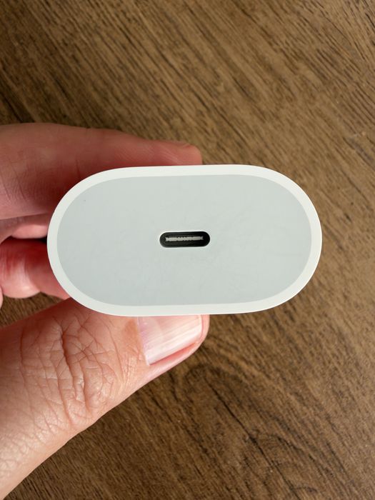 Ładowarka 20w Apple oryginalna.