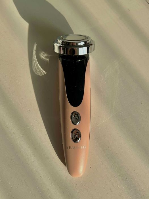 Beautifly b-glossy blush - urządzenie do mezoterapii bezigłowej