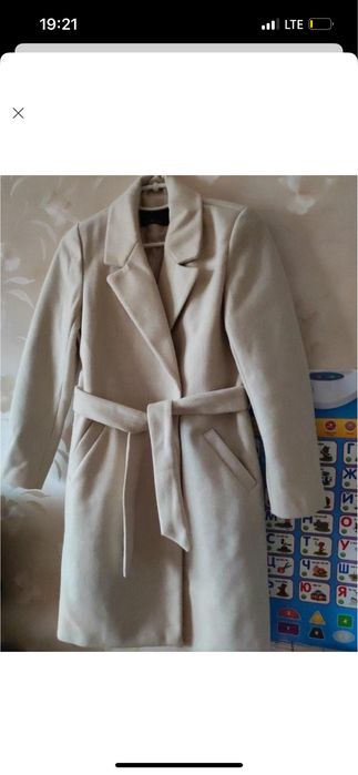 Пальто демісезонне