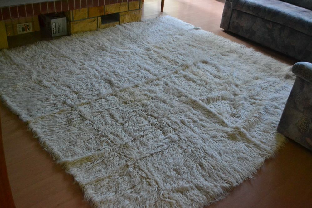 dywan futrzany, narzuta dywanowa