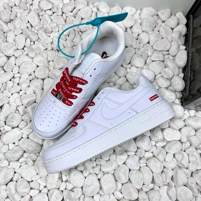 Nike_Air_Force_1_Low_Supreme_White R.38.5