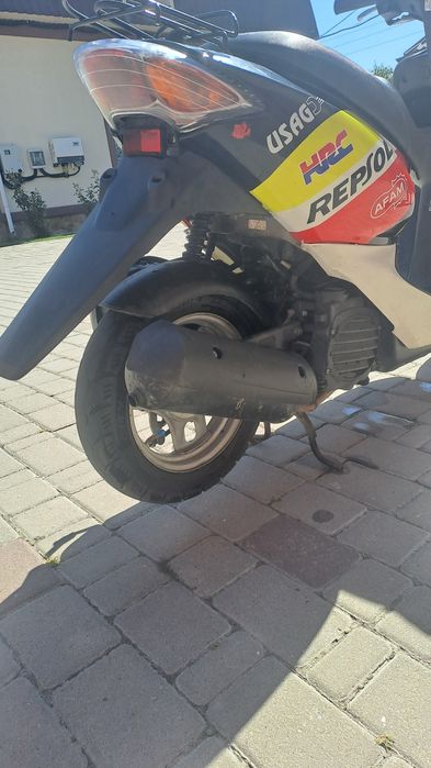 Продам скутер Honda Dio 56