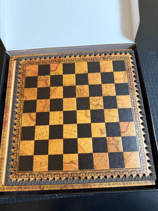 Шахмати Італія, оригінал на 5+