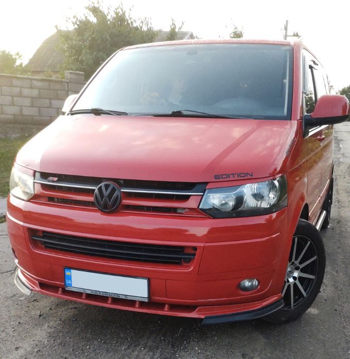 Volkswagen T5 2010–2015 . Передня лип накладка (ABS)