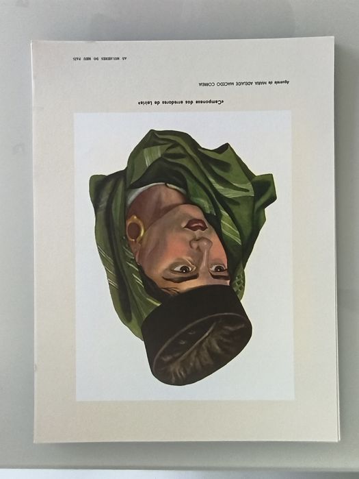 Várias serigrafias de representações de imagens de mulheres parte da obra de Maria Lamas, Mulheres do Meu País