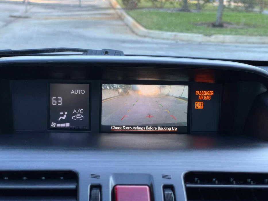 Subaru Forester 2.5i Limited      2014