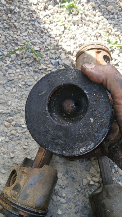 Pistons e bielas Mitsubishi Canter 649
