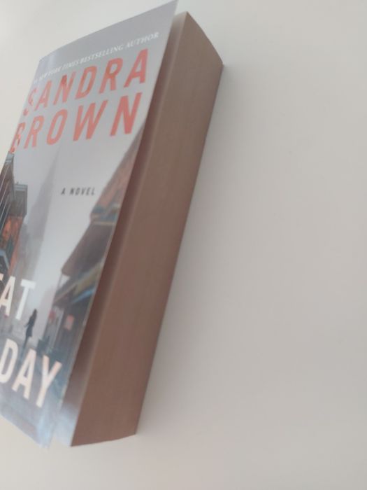 Fat Tuesday - Sandra Brown [j. angielski]