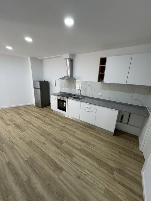 Arrendo Apartamento T2