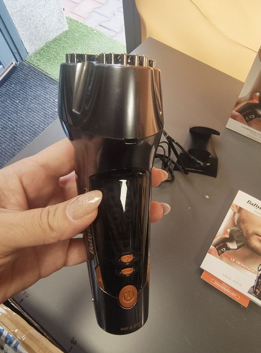 Maszynka do golenia uszkodzona