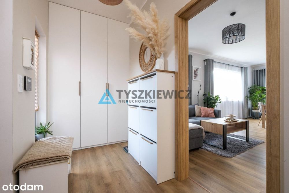 Piękny dom w super lokalizacji - Łapino Kartuskie