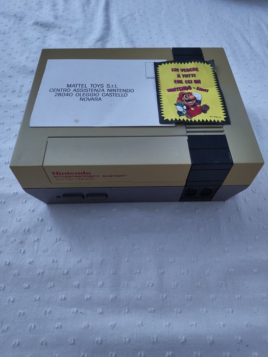 Consola Nintendo Entertainment System (NES) Versão Mattel com caixa