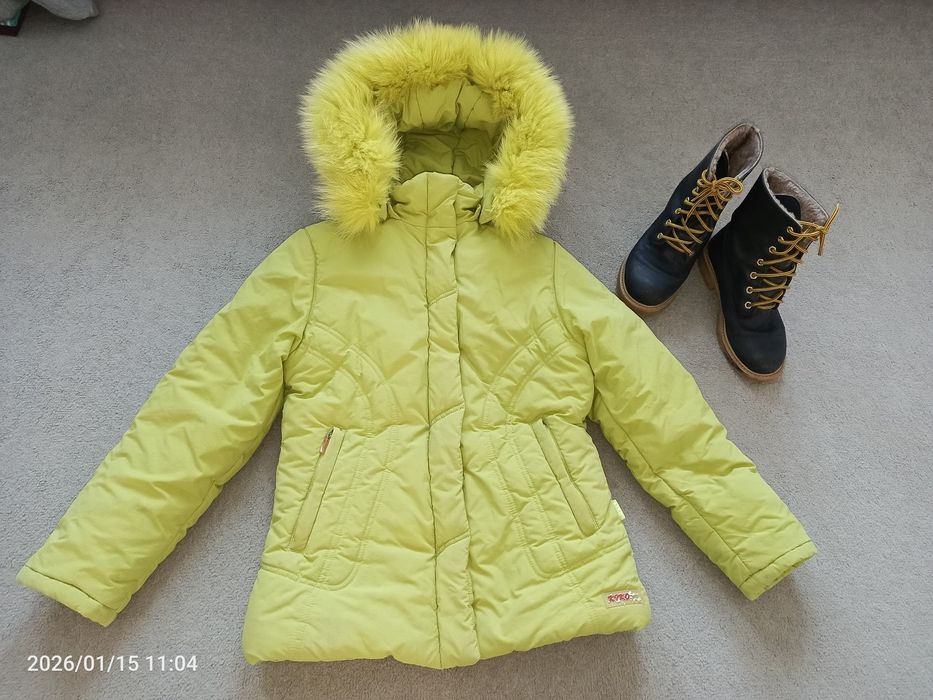 Куртка зимова та чобітки для дівчинки