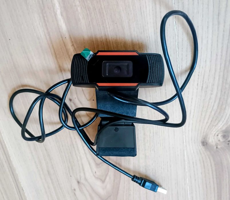 Budgetowa kamera internetowa USB z wbudowanym mikrofonem