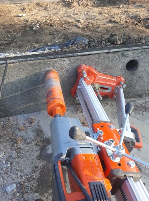 Wiercenie otworów w betonie, Ciecie betonu, przewierty wiertnica HILTI Technika diamentowa przepusty