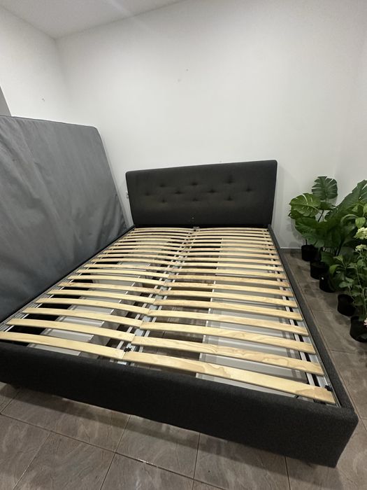 Cama estofada c/arrumação 180x200cm