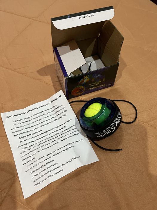 Ball magnetism massage