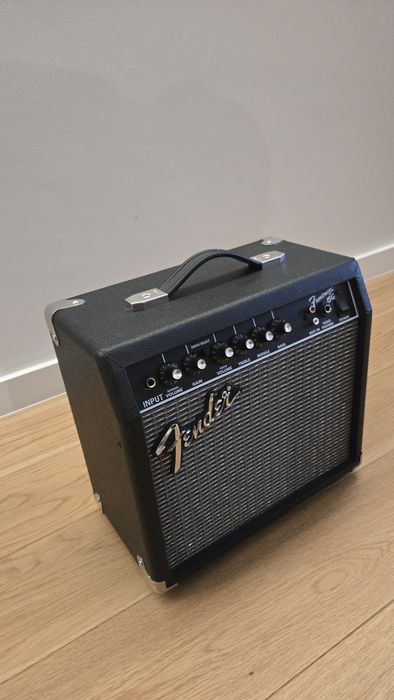 Fender Frontman 15G